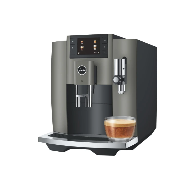 Ekspres Jura E8 EC w kolorze Dark Inox, zaprezentowany z prawej strony z kawą flat white