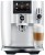 Ekspres Jura J8 w kolorze Piano White, zaprezentowany od frontu z kawą latte macchiato