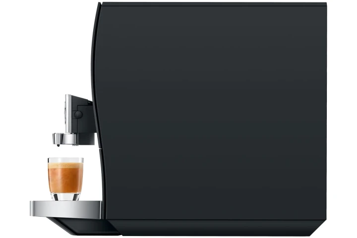 Ekspres Jura Z10 EB w kolorze Aluminium Black, widok na prawy bok ekspresu