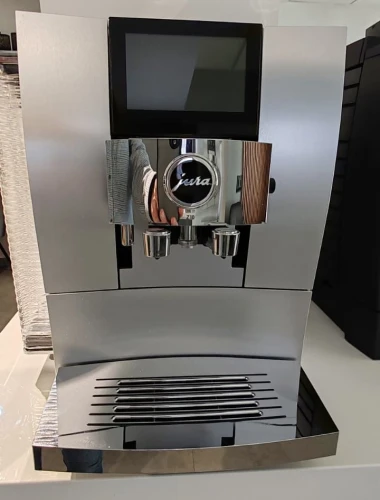 OUTLET Ekspres JURA Z10 Aluminium White  (EA) poserwisowy